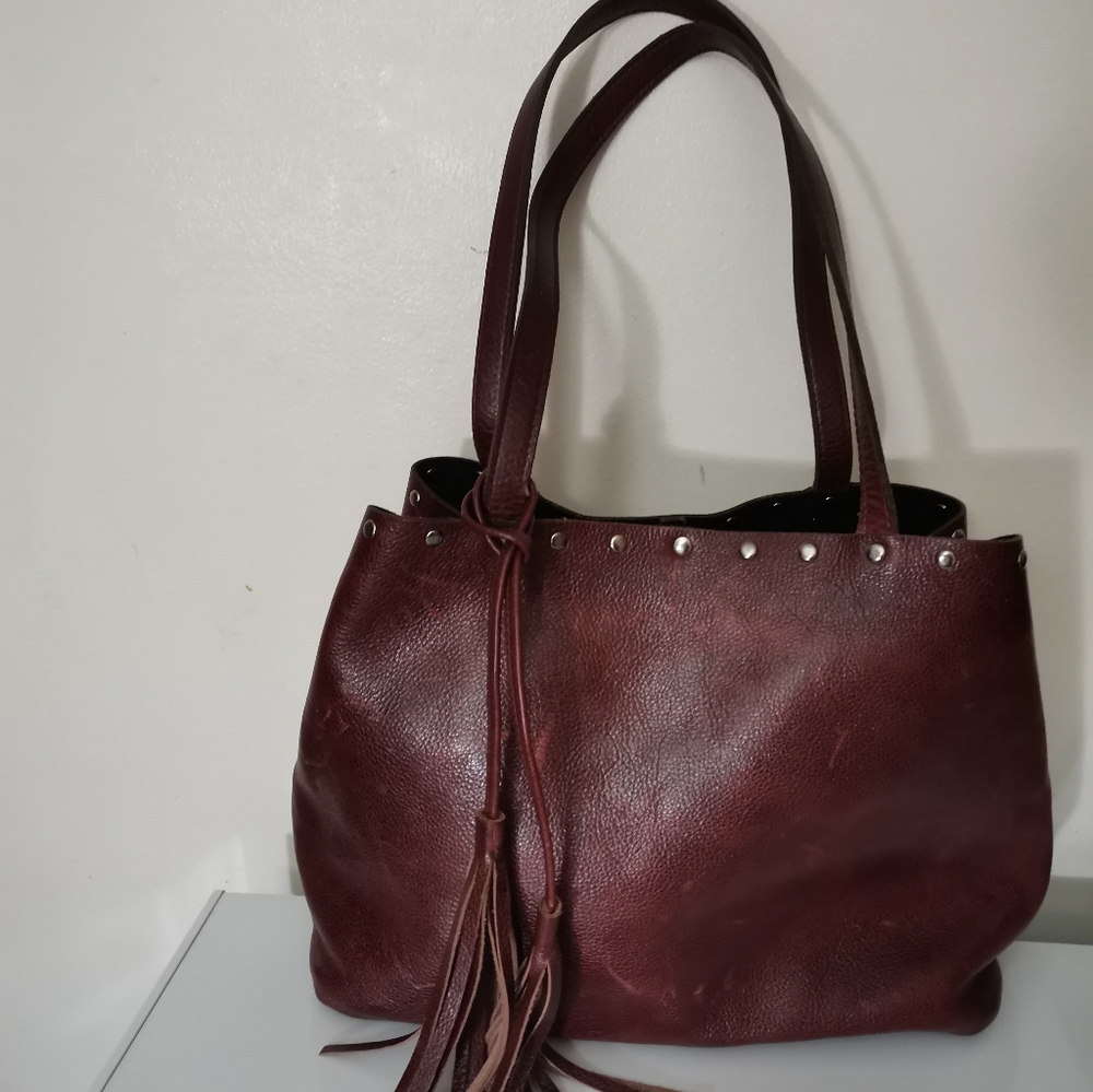 LAGGO TOTE BAG. - Picture 2 of 11